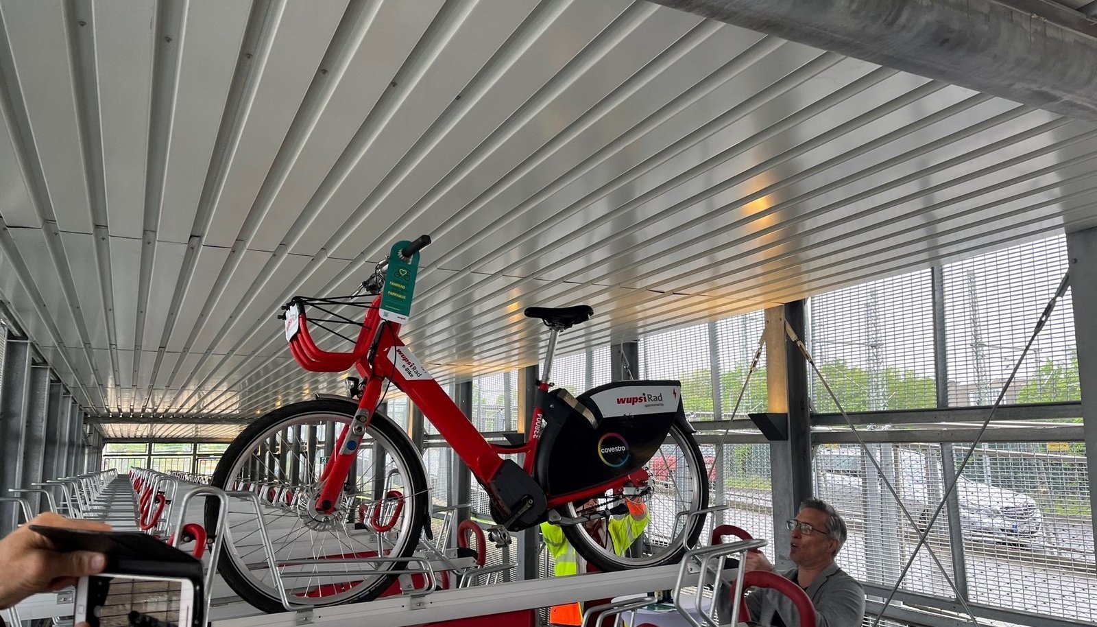 Neues Fahrradparkhaus in Opladen (© Stadt Leverkusen)